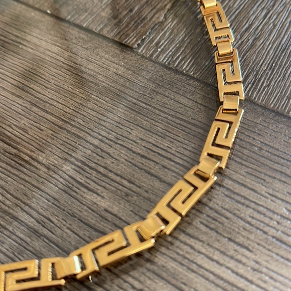Vintage Greek Key Necklace, Gold-tone Metal - Picture 4 of 14